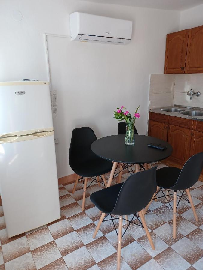 Apartments With A Parking Space Pag - 6325 Pag Town Luaran gambar