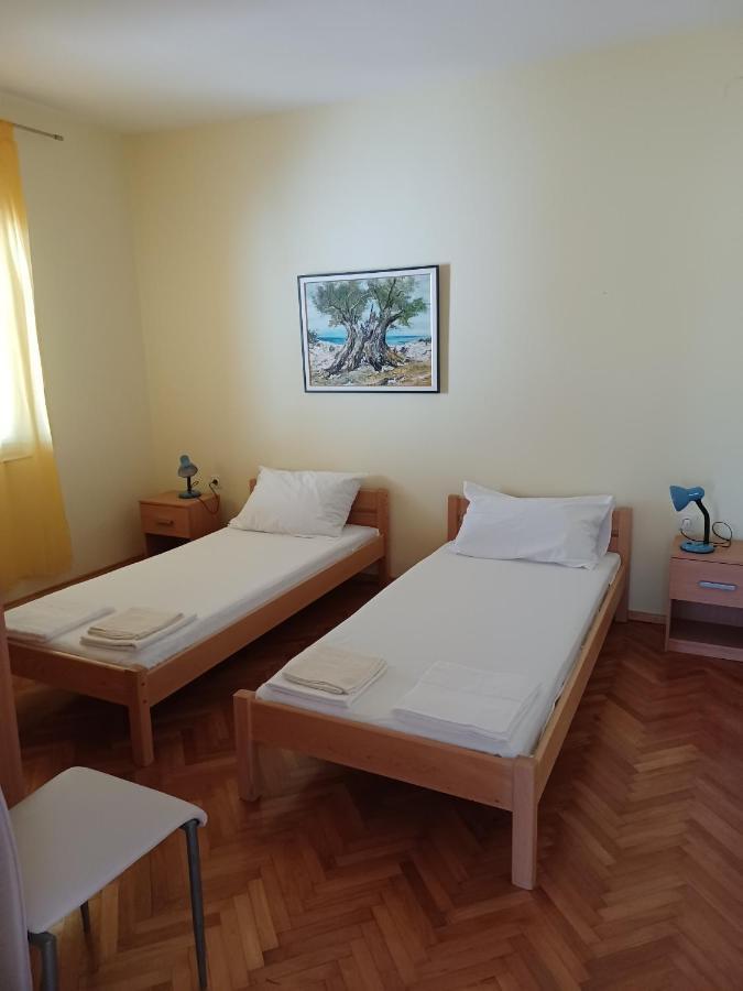 Apartments With A Parking Space Pag - 6325 Pag Town Luaran gambar