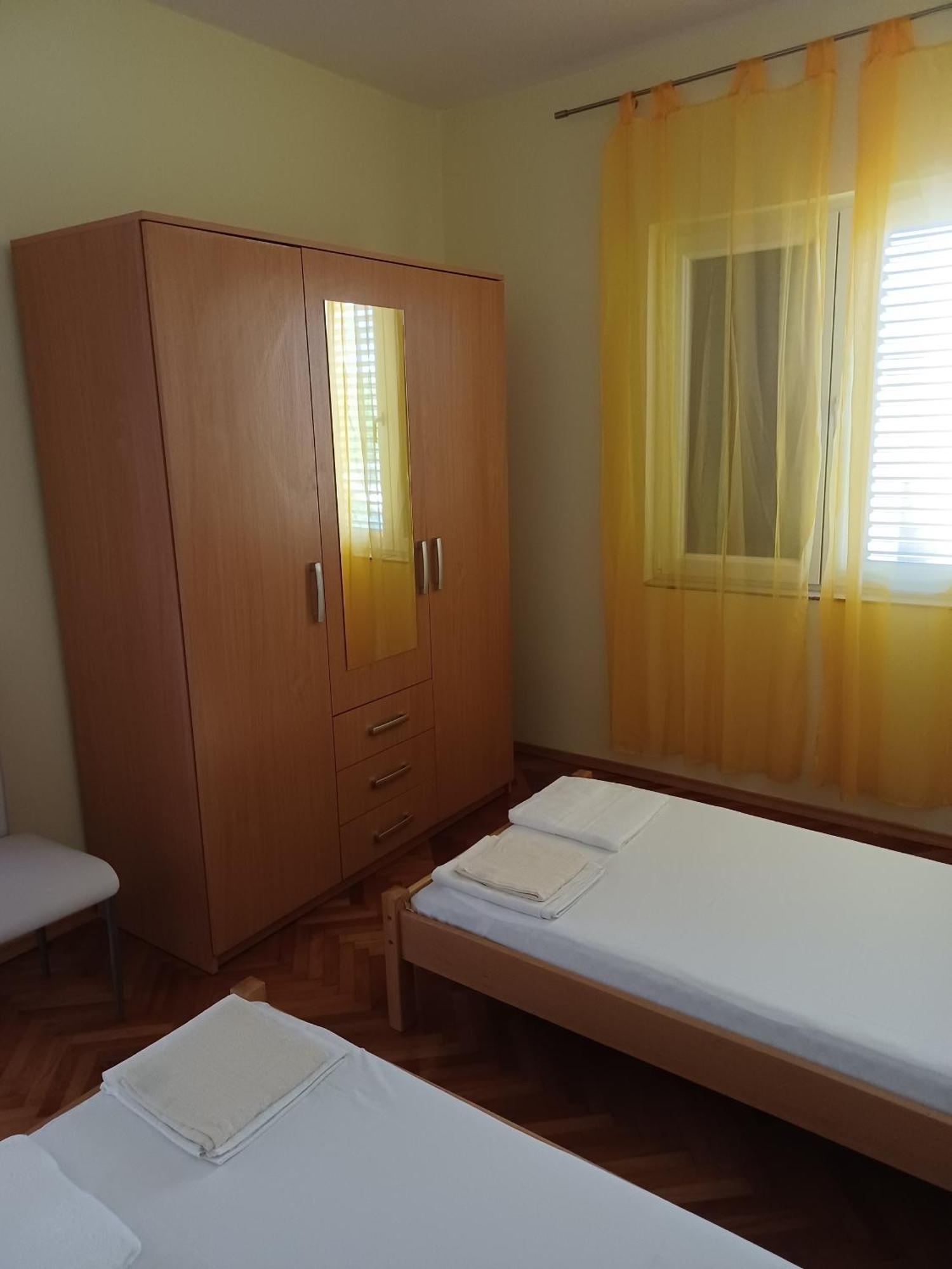 Apartments With A Parking Space Pag - 6325 Pag Town Bilik gambar
